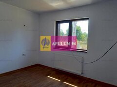 Gulia, casa 4 camere parter, 107 mp utili, curte 500, intre 2 paduri